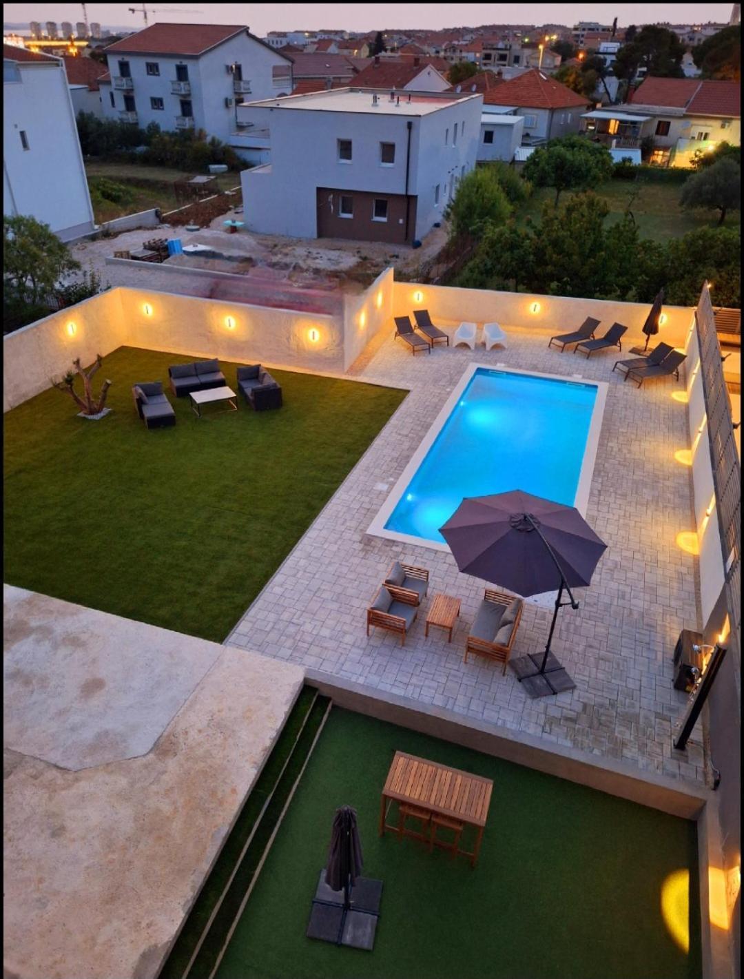 Lucy With Heated Pool & Free Private Parking * Zadar