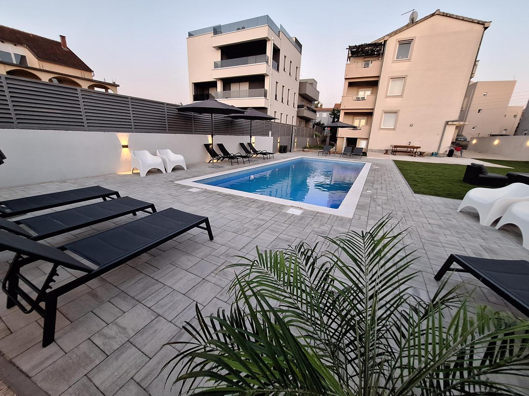 Lucy With Heated Pool & Free Private Parking * Zadar