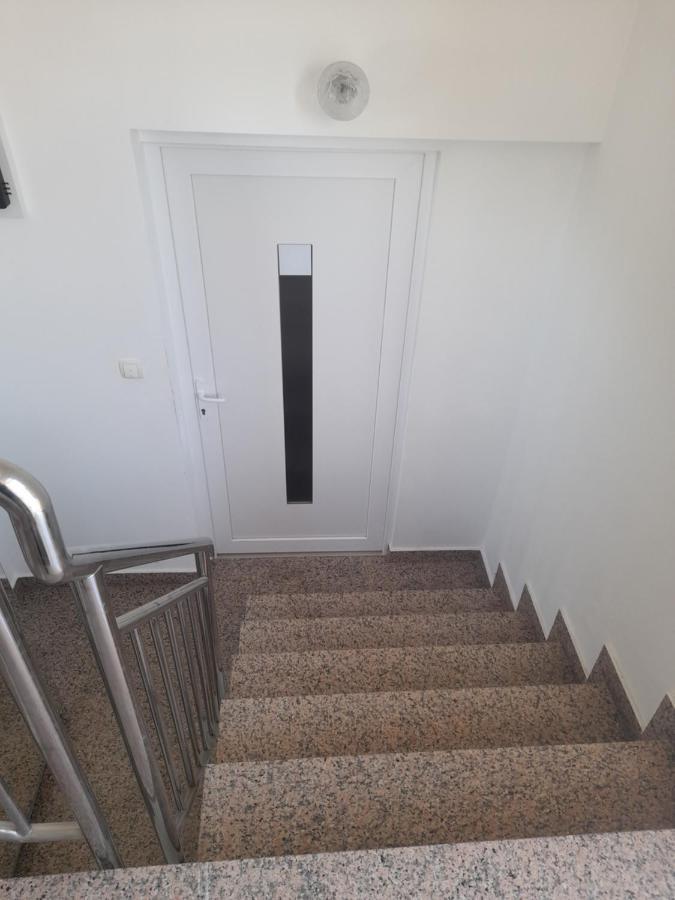 Apartament Lucy With Heated Pool & Free Private Parking *