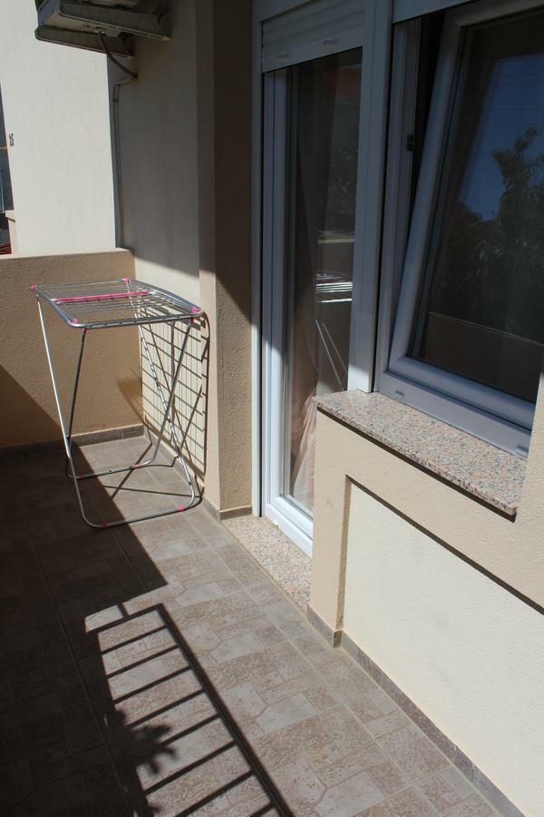 Lucy - Free Private Parking Apartment
